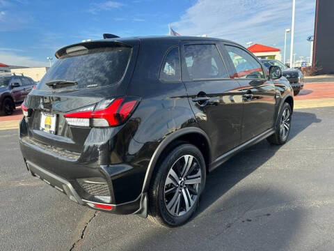2025 Mitsubishi Outlander Sport ES