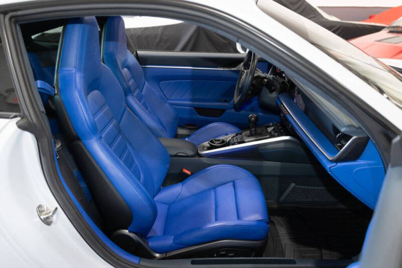 2023 Porsche 911 Carrera GTS