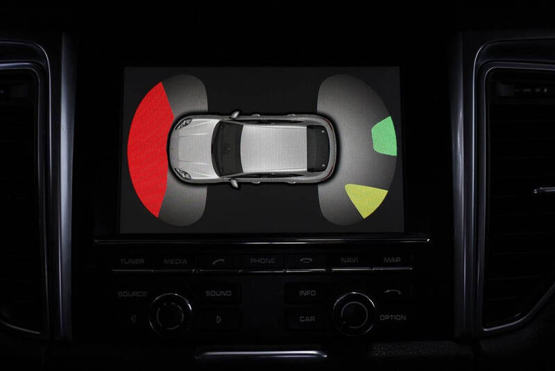 2015 Porsche Macan S