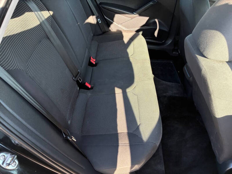 2016 Volkswagen Passat 1.8T S