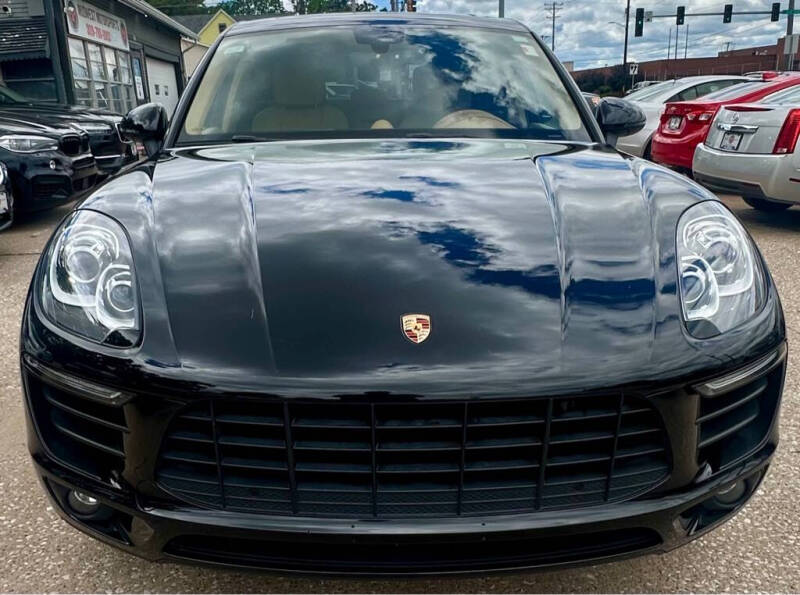 2017 Porsche Macan