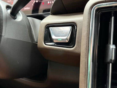 2025 GMC Yukon Denali Ultimate
