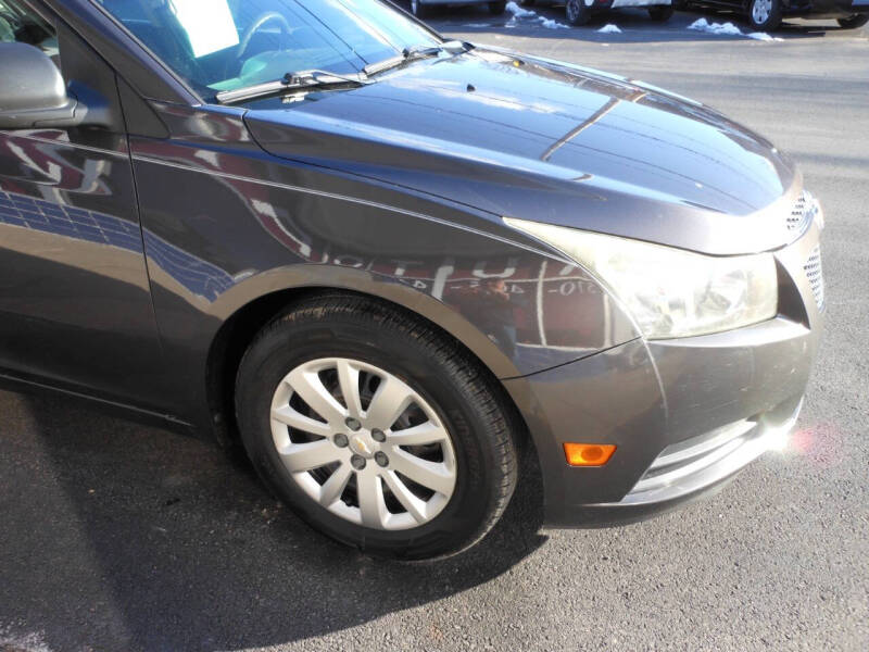 2011 Chevrolet Cruze LS