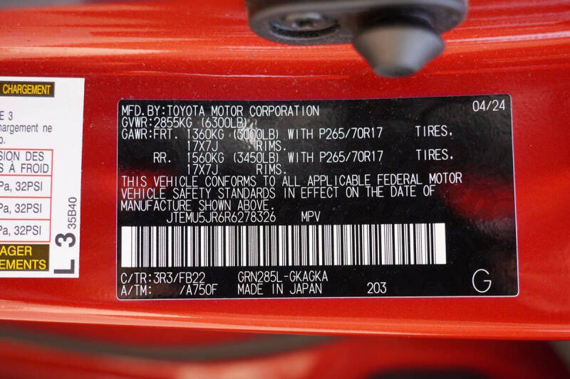 2024 Toyota 4Runner SR5