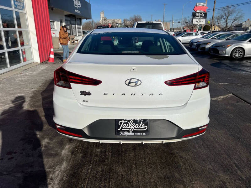 2019 Hyundai Elantra