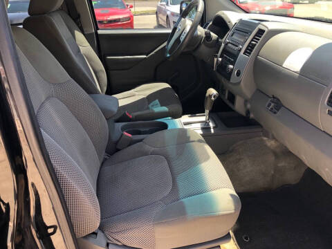 2015 Nissan Frontier S