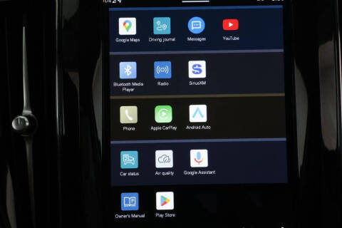 2025 Volvo XC60 T8 Ultra Dark Theme