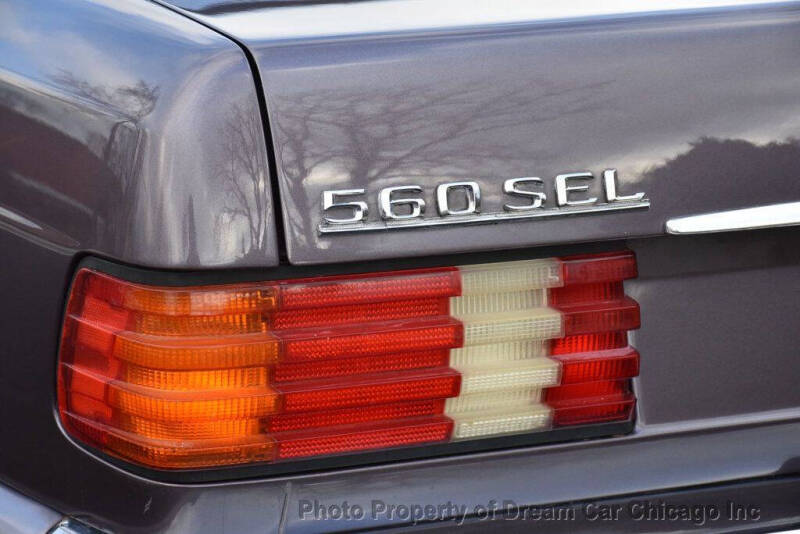 1991 Mercedes-Benz 560-Class 560 SEL
