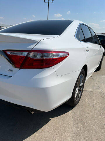 2017 Toyota Camry SE