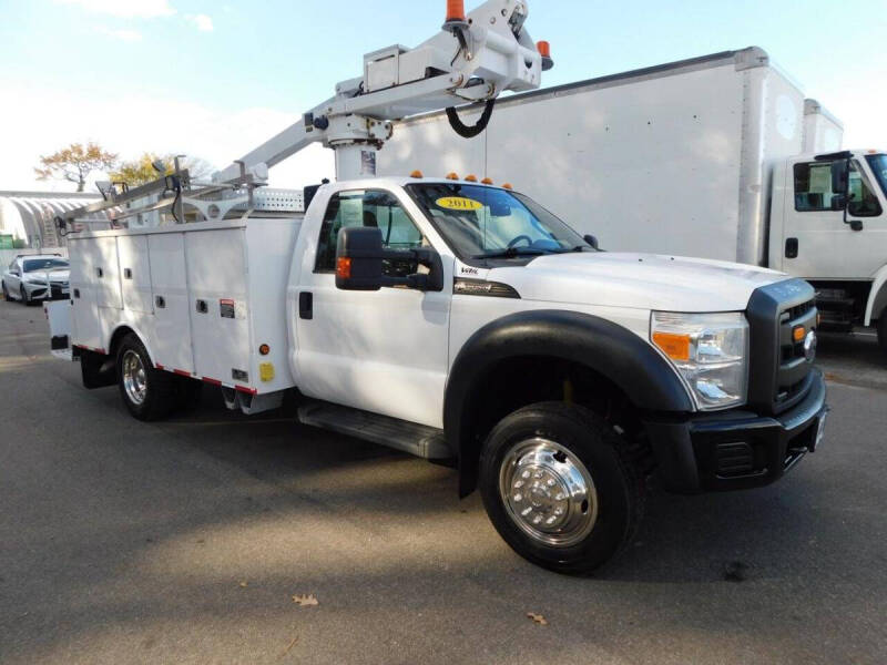 2011 Ford F-550's photo