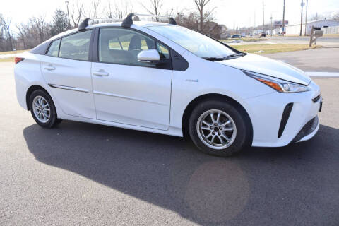 2022 Toyota Prius LE