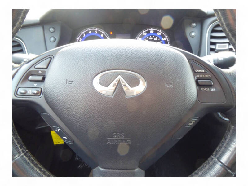 2013 Infiniti EX37
