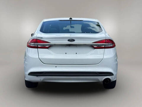 2017 Ford Fusion Hybrid SE