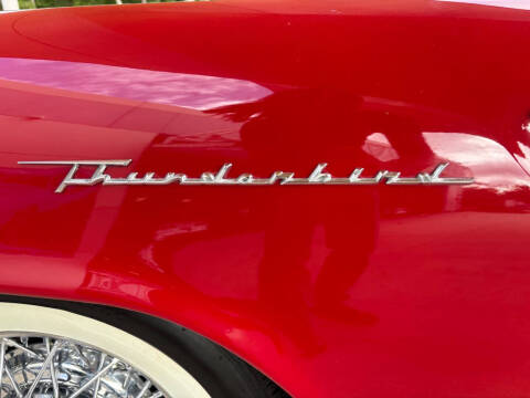 1957 Ford Thunderbird