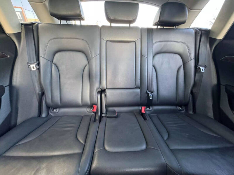 2012 Audi Q5 3.2 quattro Premium Plus