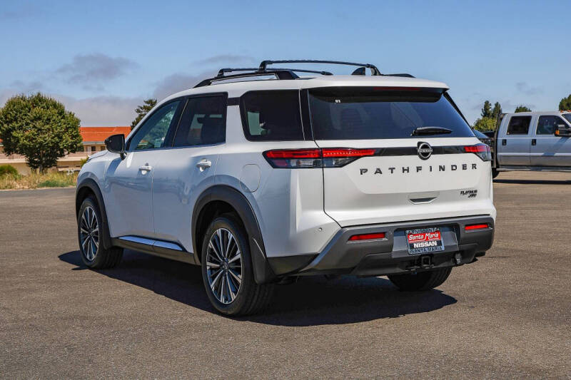 2026 Nissan Pathfinder Platinum