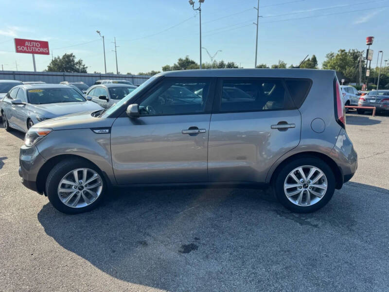 2017 Kia Soul +