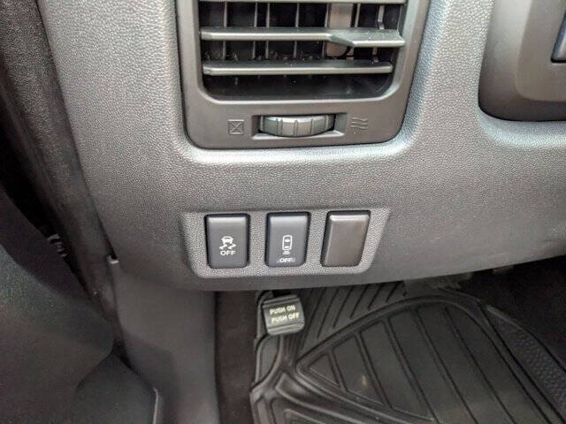 2014 Nissan Titan 21