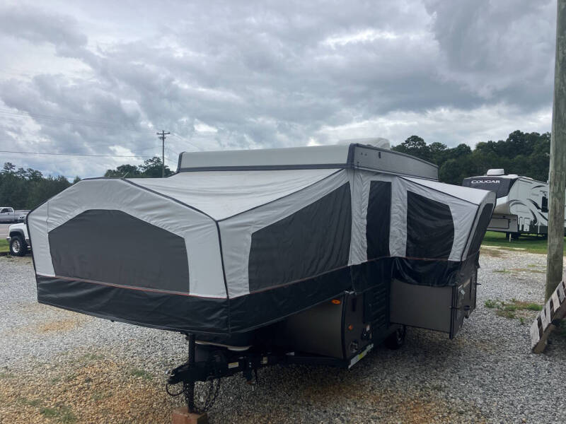 2022 Rockwood Freedom 2318G for sale at T & T Sales, LLC in Taylorsville NC