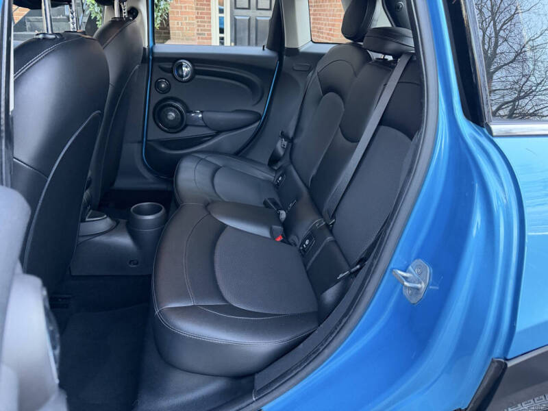 2017 MINI Hardtop 4 Door Cooper