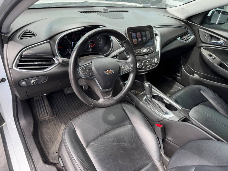 2017 Chevrolet Malibu LT