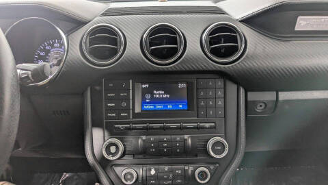 2015 Ford Mustang V6