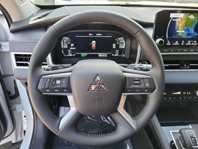 2025 Mitsubishi Outlander PHEV SE