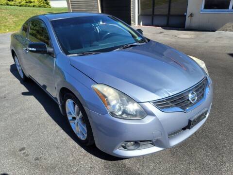 2012 Nissan Altima for sale at I-Deal Cars LLC in York PA