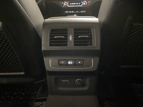 2023 Audi Q5 quattro Premium Plus 40 TFSI