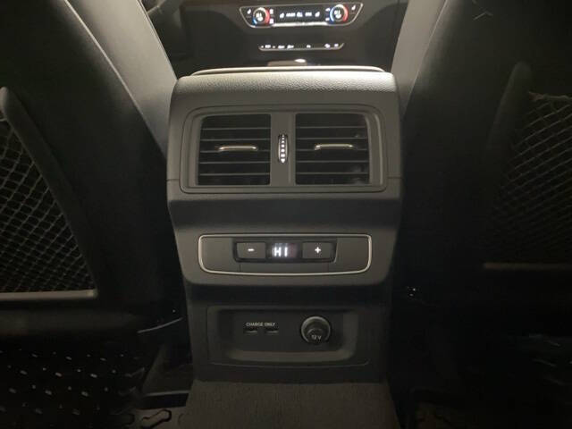 2023 Audi Q5 quattro Premium Plus 40 TFSI