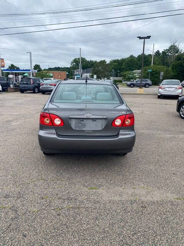 2005 Toyota Corolla LE