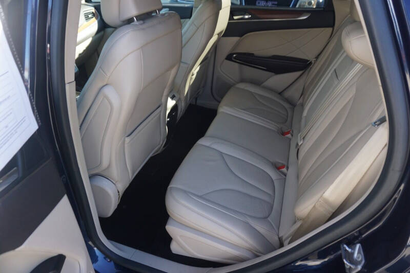 2017 Lincoln MKC Select