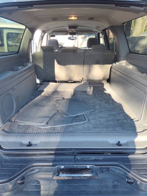 2003 Chevrolet Suburban 2500