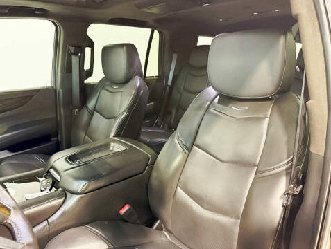 2018 Cadillac Escalade Platinum