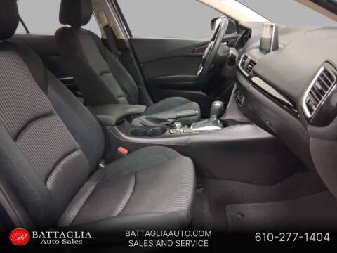 2016 Mazda MAZDA3 i Sport