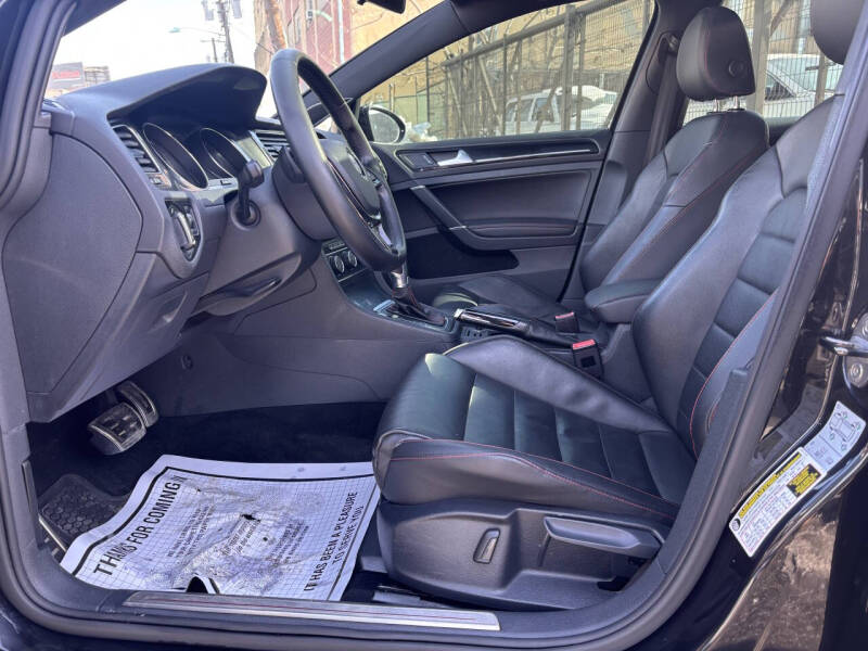 2016 Volkswagen Golf GTI SE