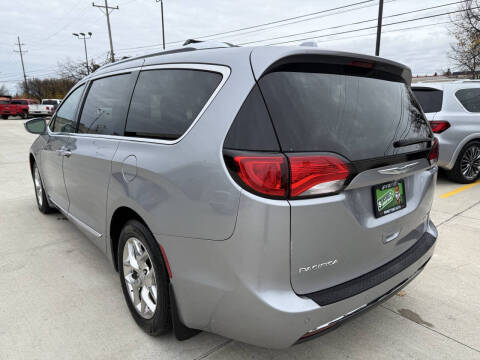 2017 Chrysler Pacifica Limited