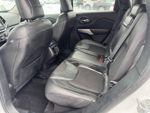 2018 Jeep Cherokee Latitude Plus