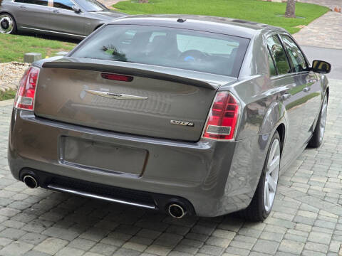 2012 Chrysler 300 SRT8