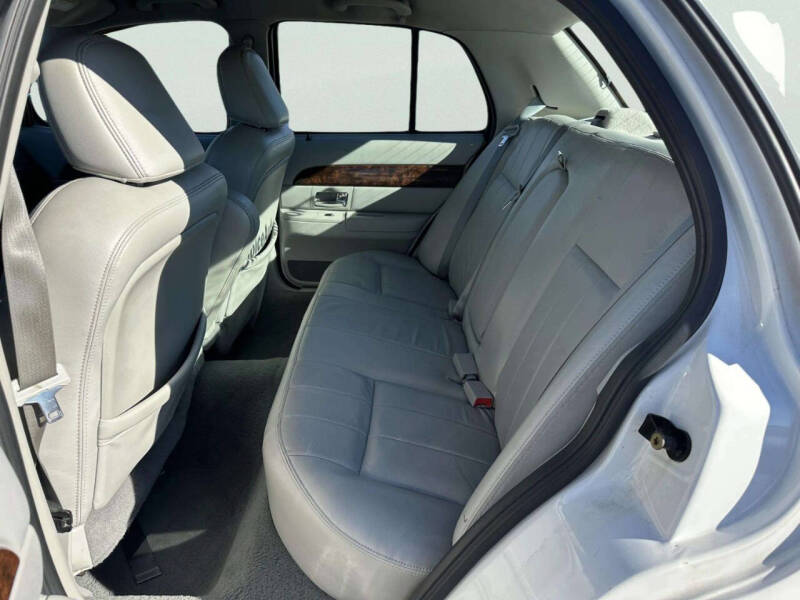 2005 Mercury Grand Marquis LS Premium