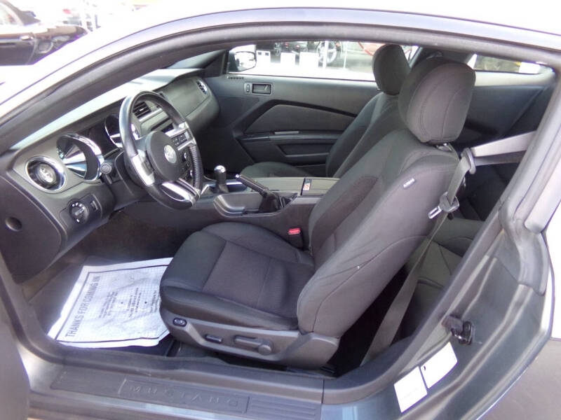 2014 Ford Mustang V6