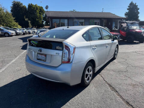 2014 Toyota Prius Three