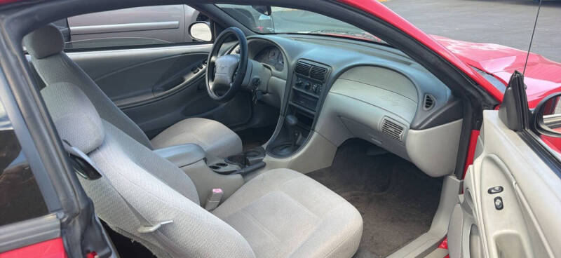 1999 Ford Mustang