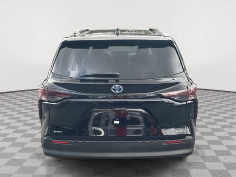 2025 Toyota Sienna