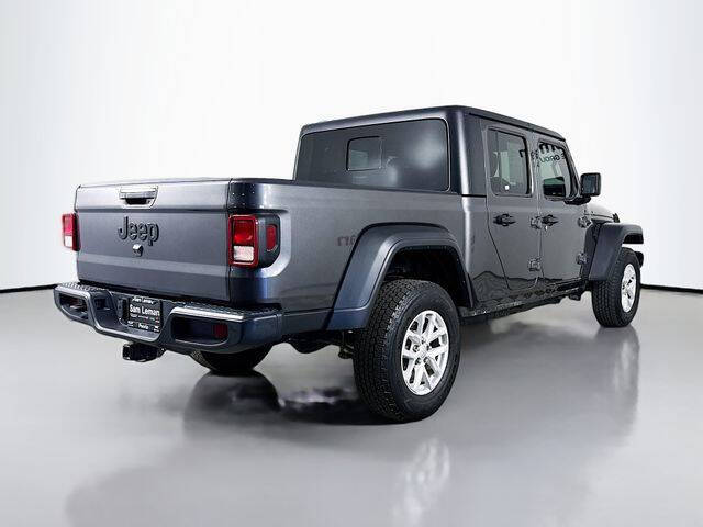 2023 Jeep Gladiator Sport