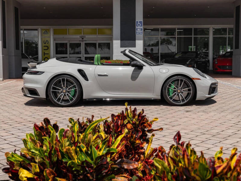 2022 Porsche 911 Turbo S