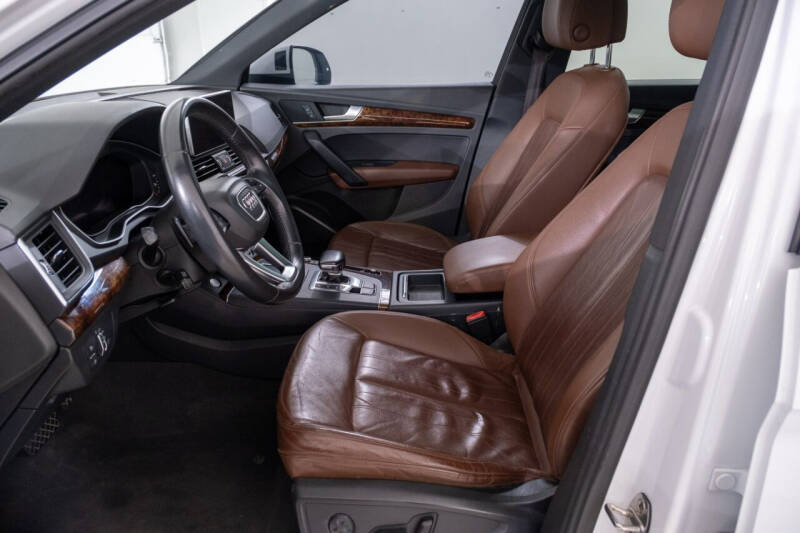 2018 Audi Q5 2.0T quattro Premium Plus