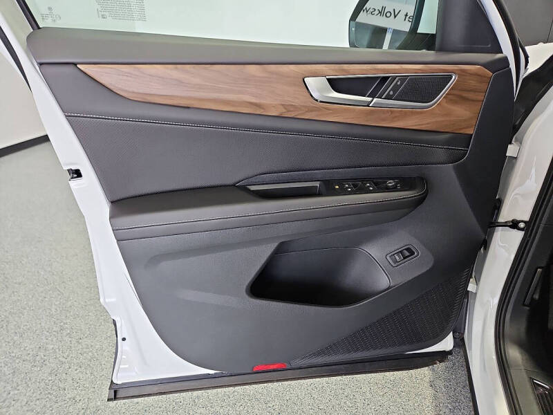 2026 Volkswagen Atlas SE