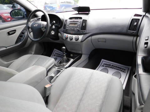 2010 Hyundai Elantra Blue