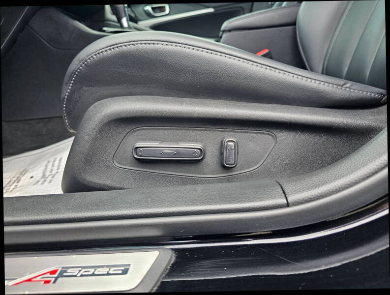 2023 Acura Integra w/A-SPEC